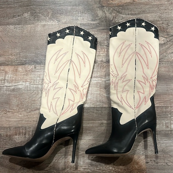 Schutz Maryana Leather Boot Heel - Picture 1 of 2